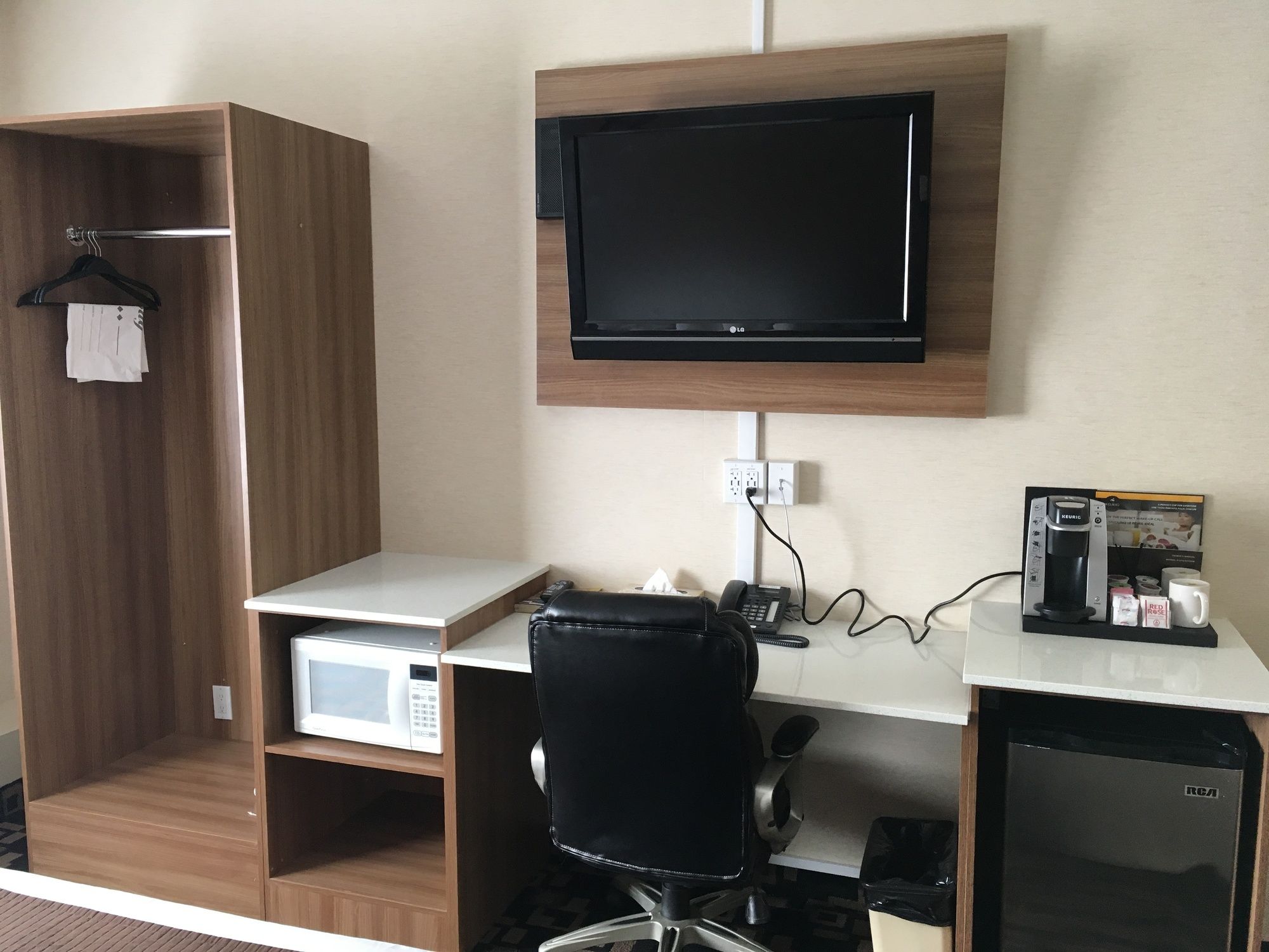 Фото Baymont by Wyndham Medicine Hat