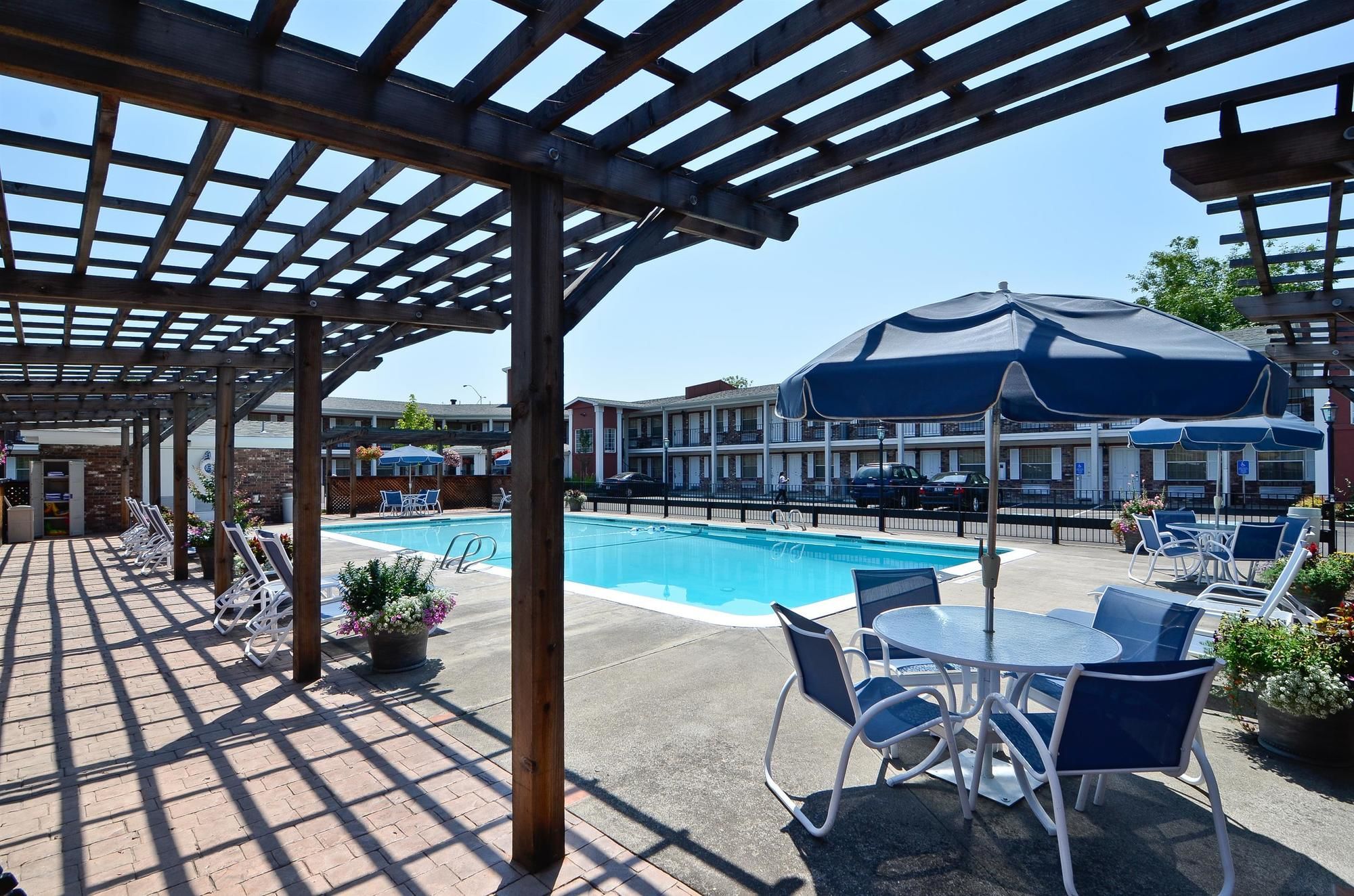 Фото Best Western Horizon Inn