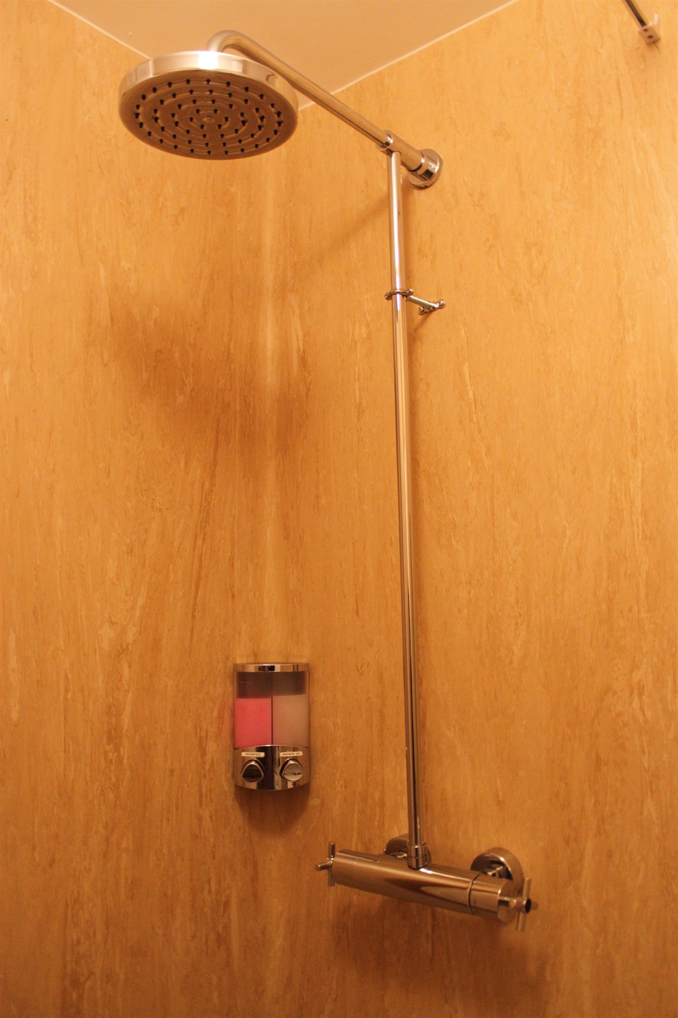 Фото Prince Regent Hotel Excel London