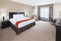 Фото Holiday Inn Express & Suites El Paso Airport Area, an Ihg Hotel