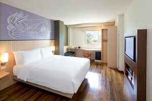 Гостиница Ibis Vientiane Nam Phu