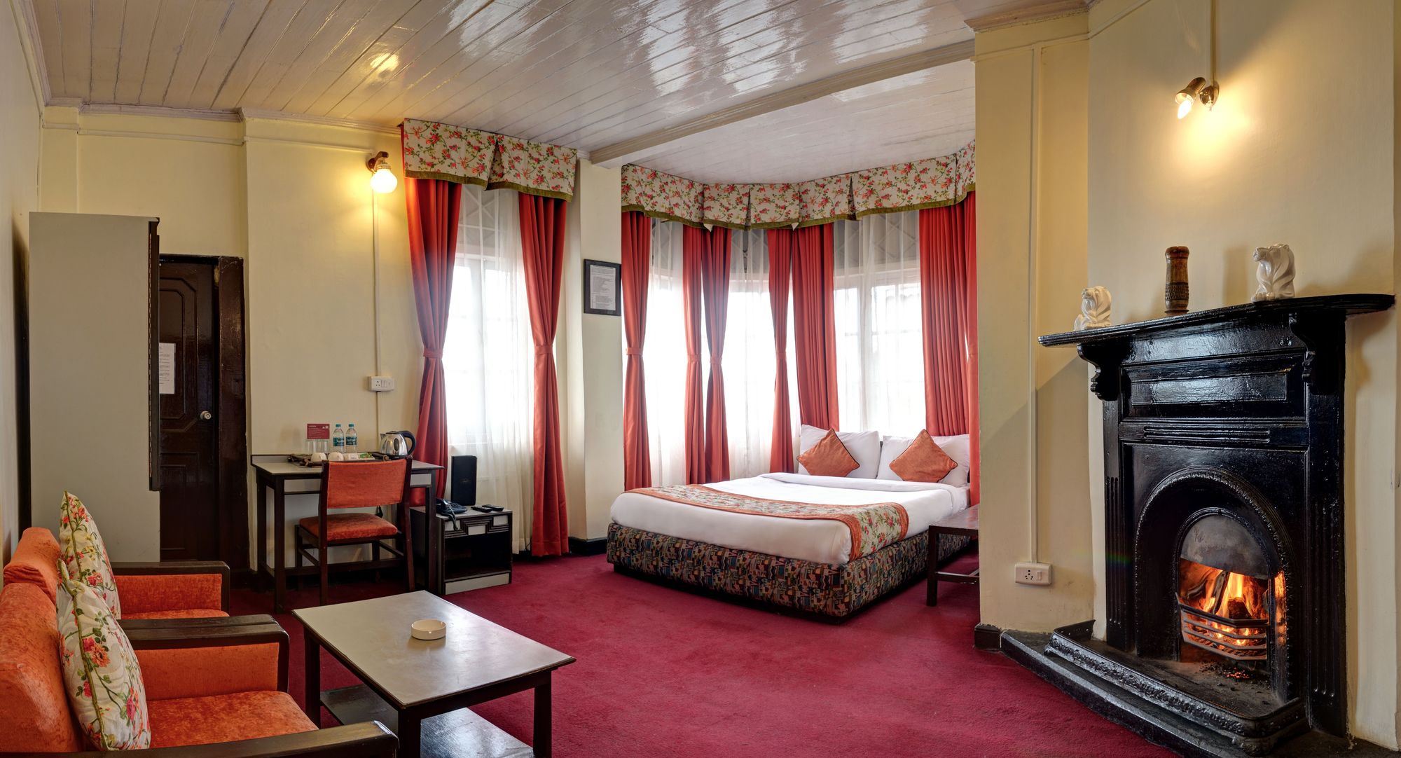 Фото Summit Swiss Heritage Hotel & SPA