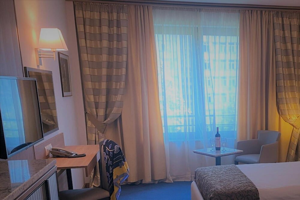 Фото Legends Hotel Sofia