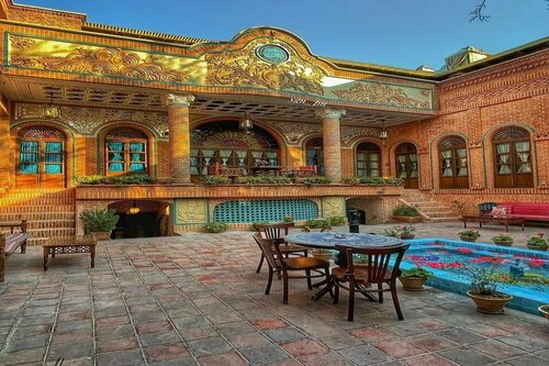 Гостиница Razzaz Boutique Hotel в Тегеране