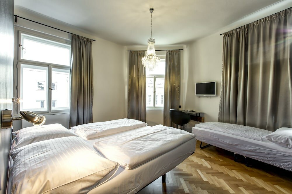 Фото Sophie's Hostel