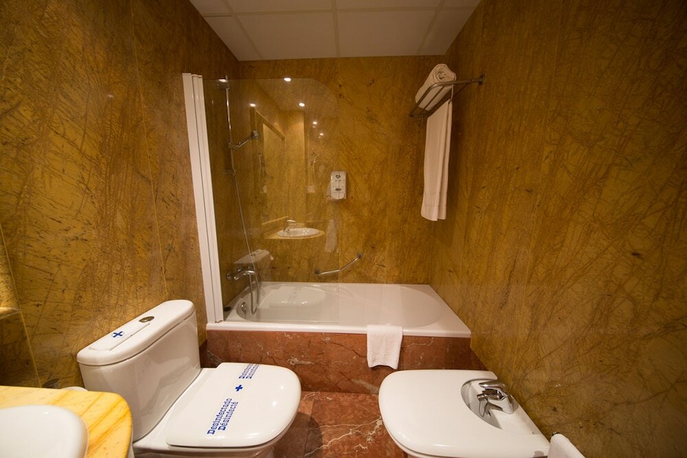 Фото Hotel Aroi Bierzo Plaza