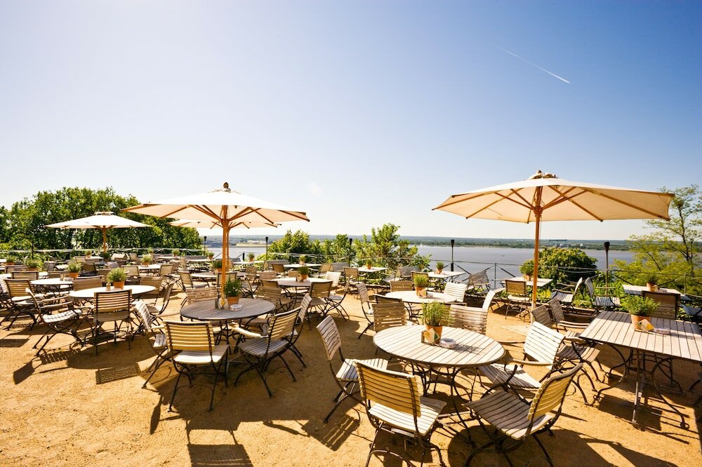 Фото Hotel Süllberg Karlheinz Hauser