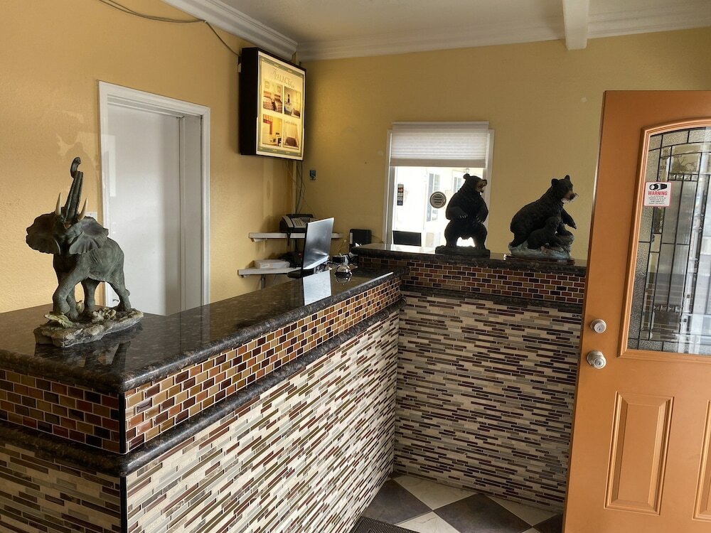 Фото Palace Inn Oxnard