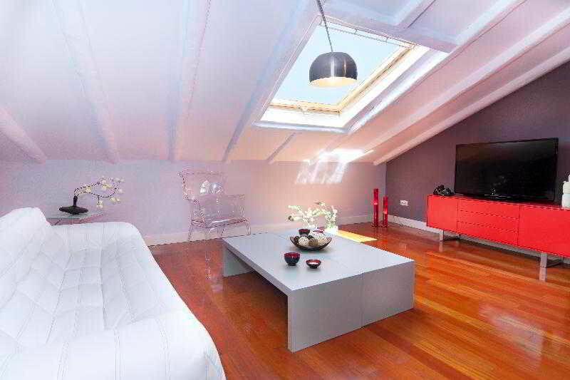 Фото Smartr Madrid Atocha