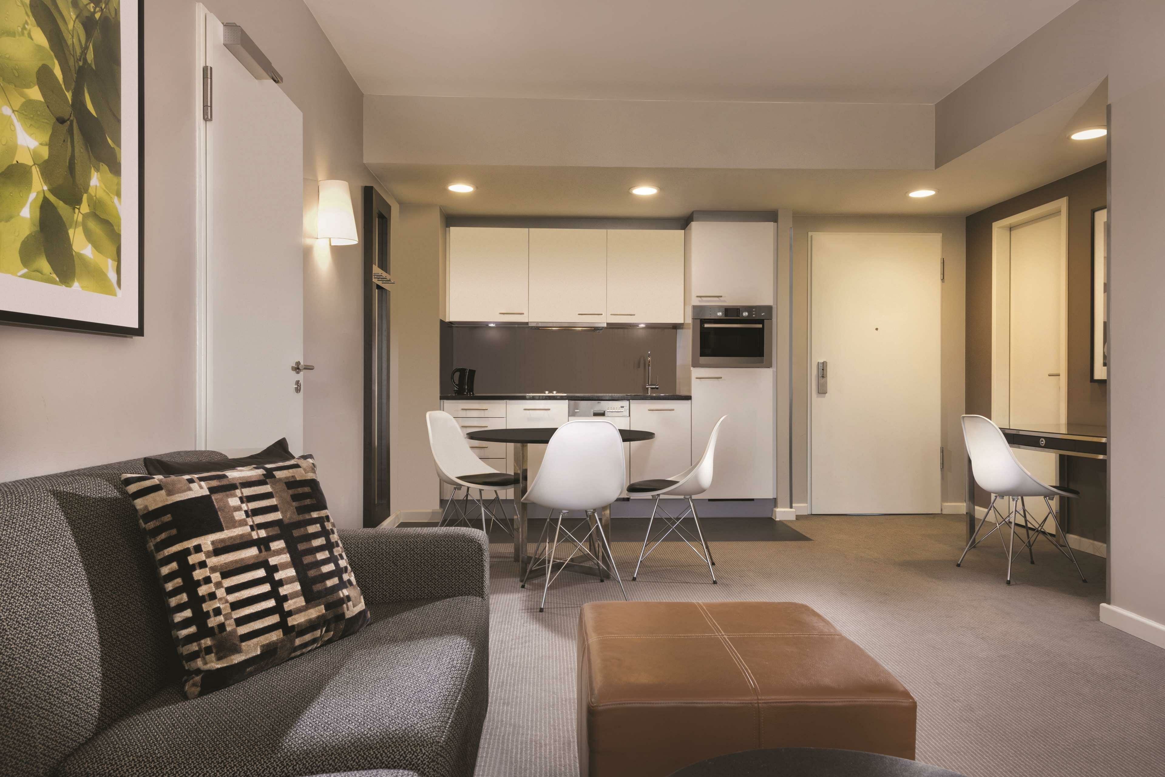 Фото Adina Apartment Hotel Hamburg Michel