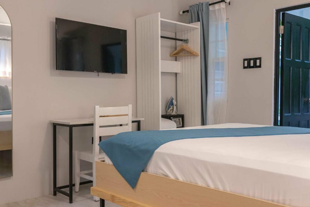 Фото Travellers Beach Resort