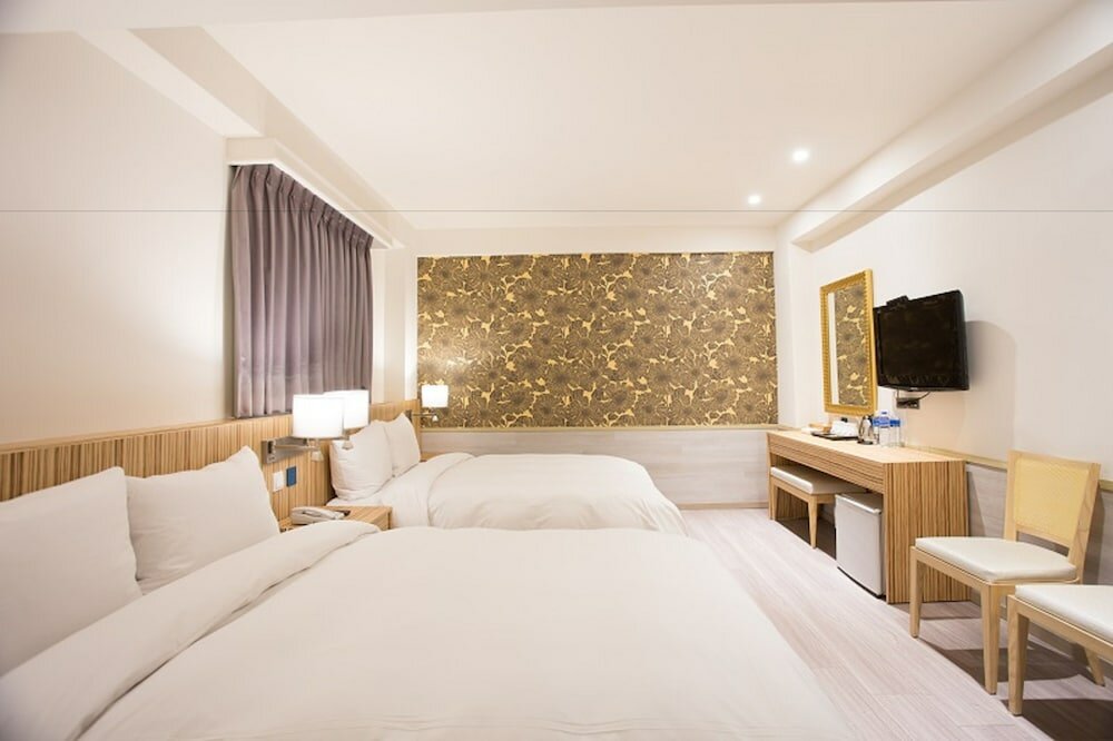 Фото Rainbow Hotel