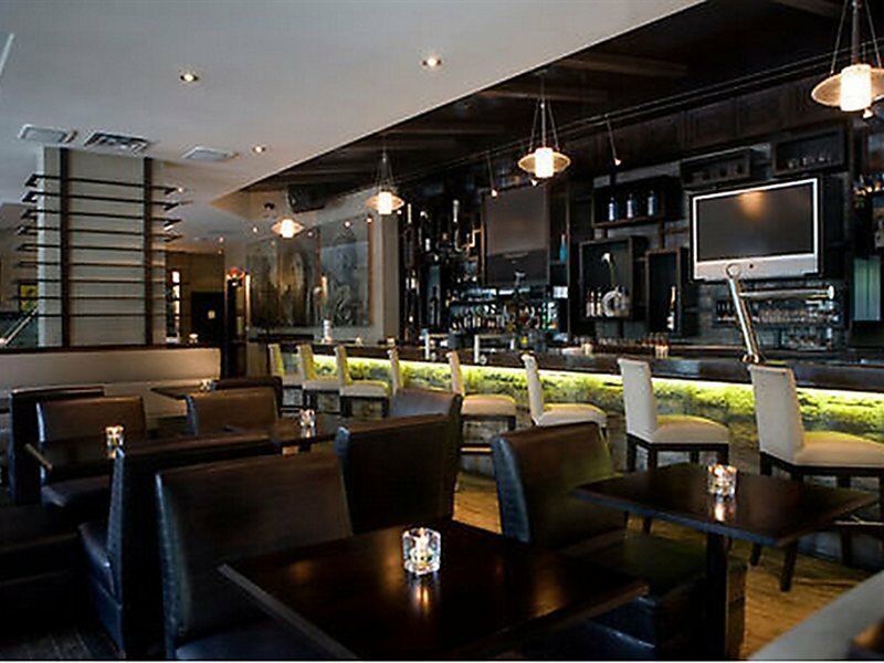 Фото Sandman Hotel Vancouver Downtown