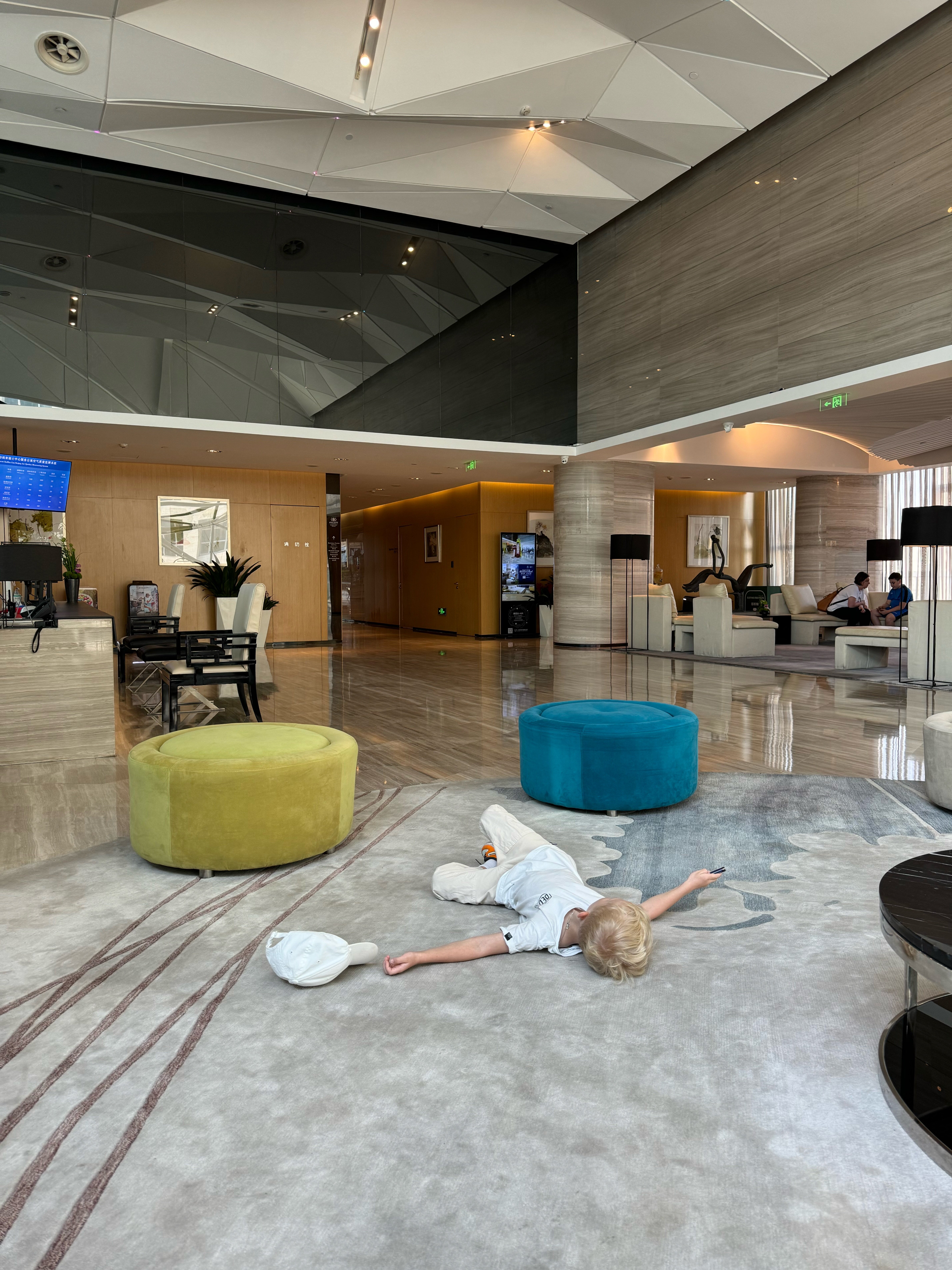 Фото Ascott Raffles City Beijing