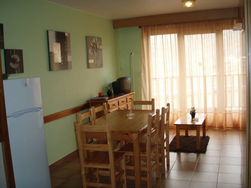 Фото Lcb Apartaments Pie de Pistas