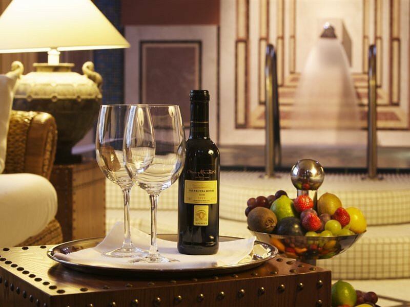 Фото Marrol's Boutique Hotel