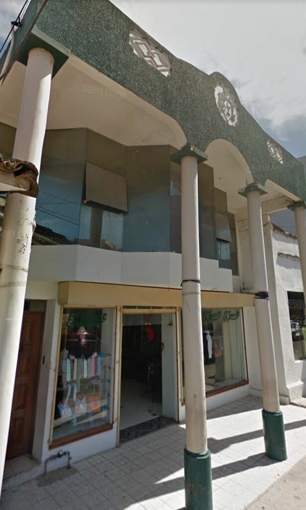 Clothing store Casa El Louvre, Santa Cruz de la Sierra, photo