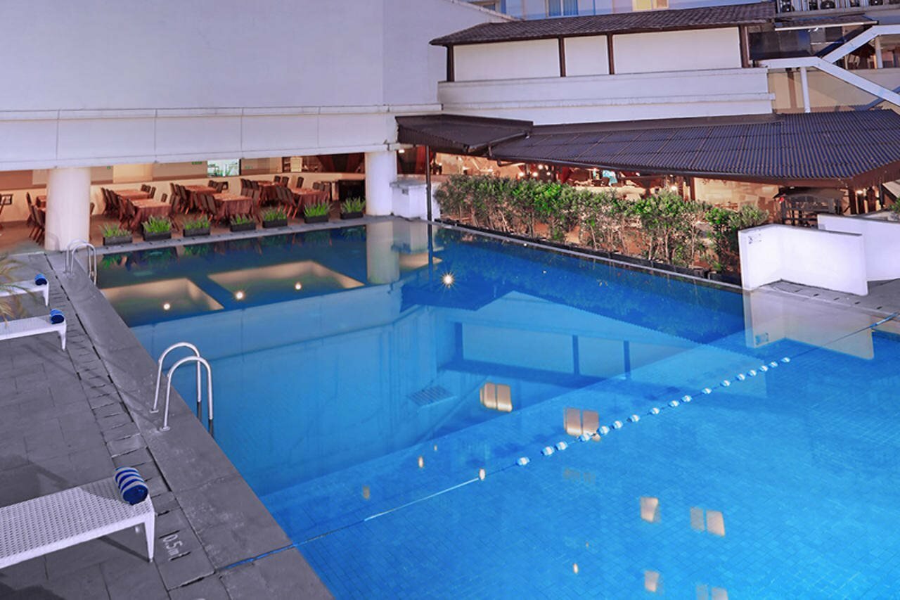 Фото Grand Dafam Braga Bandung