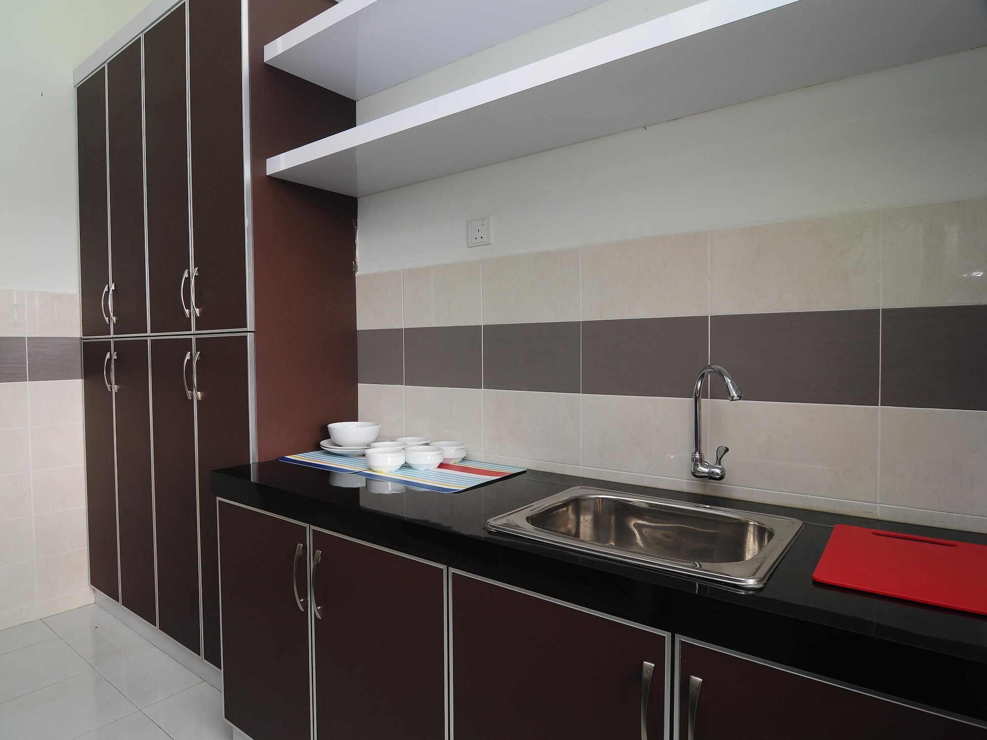 Фото D'Embassy Serviced Residence Suites