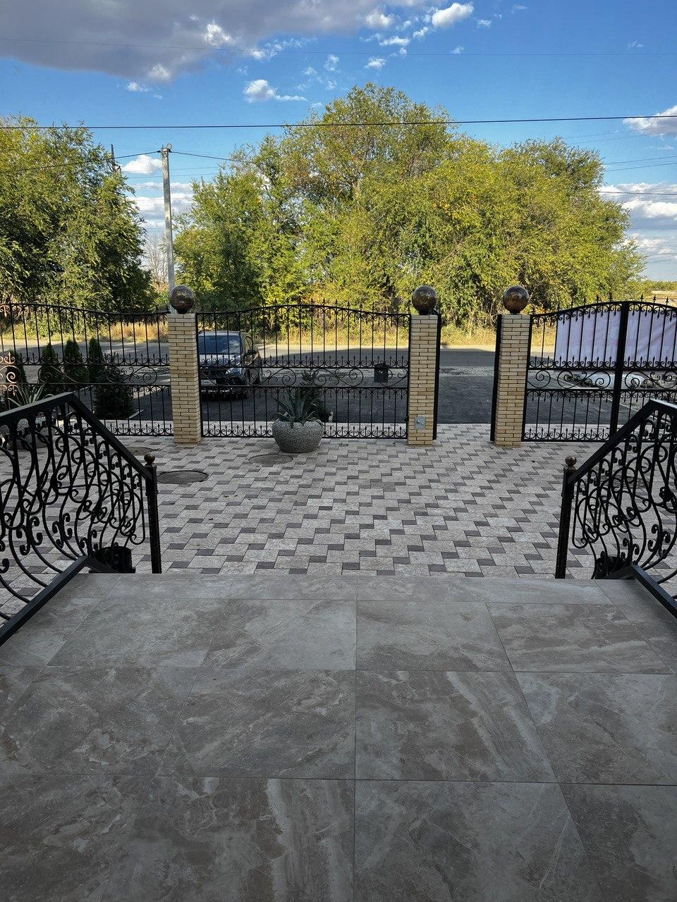 Фото Атмосфера