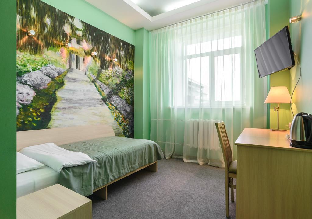 Фото Отель 6-12-24