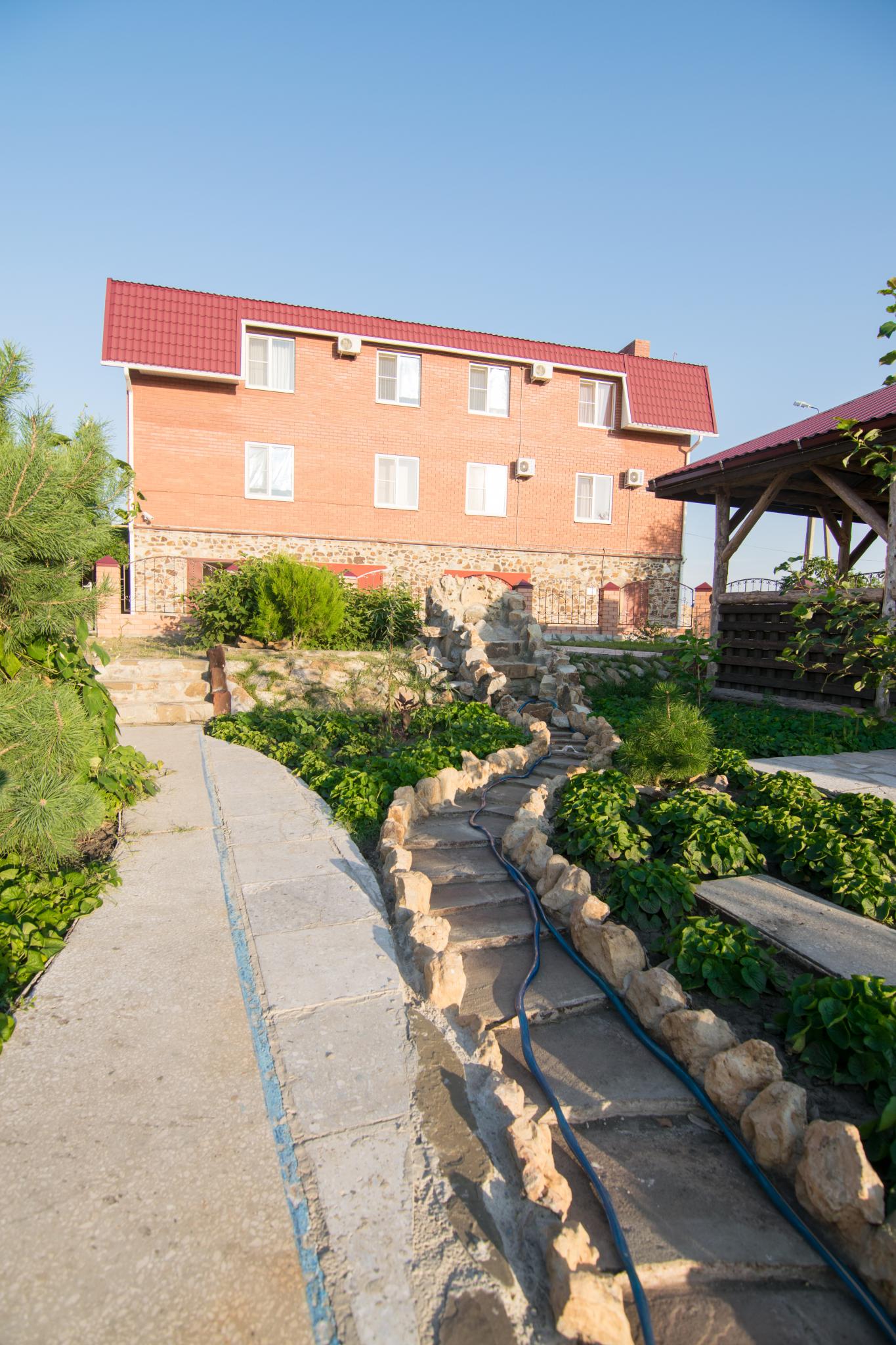 Фото Солнечная