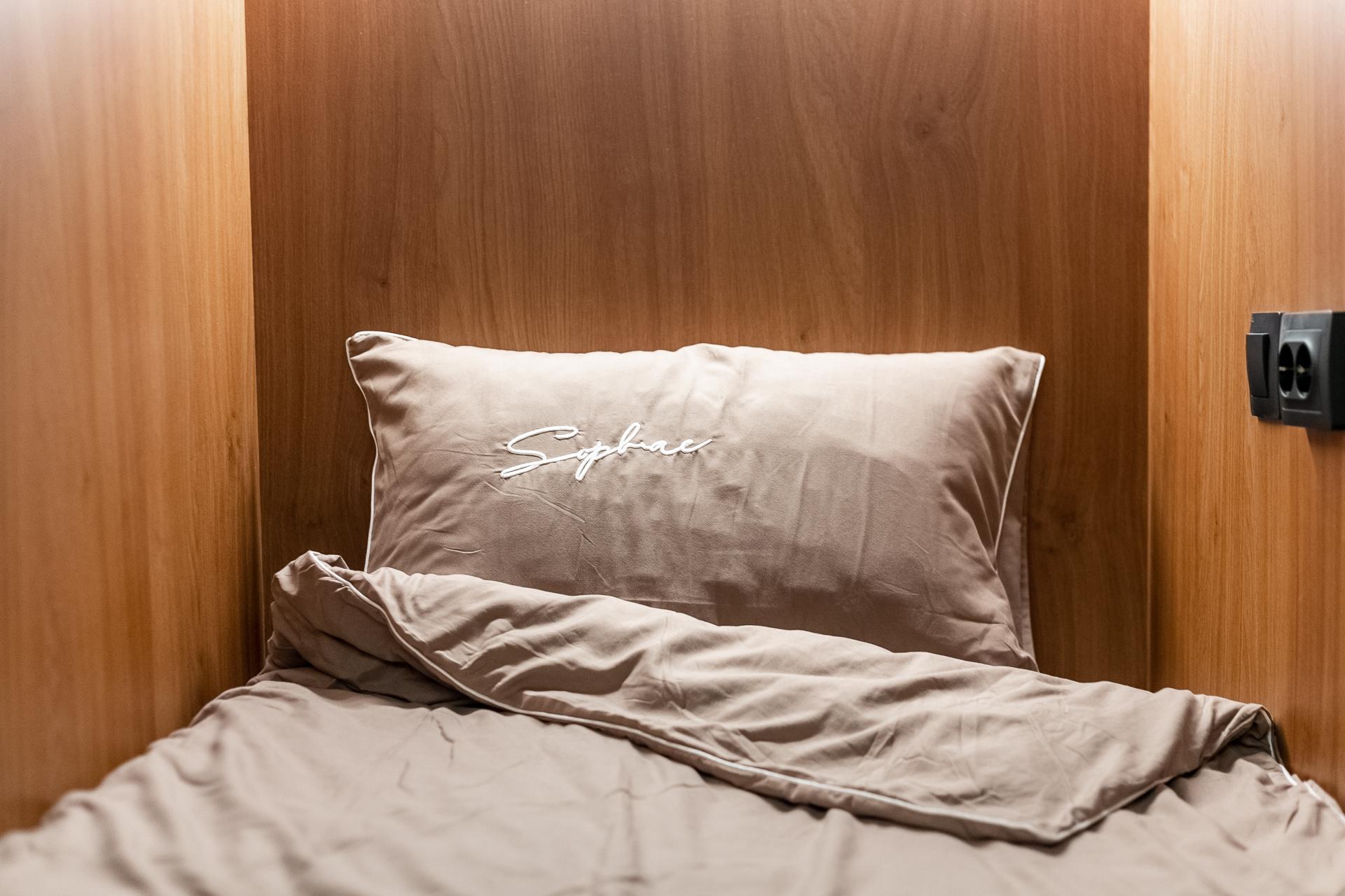 Фото Грифон