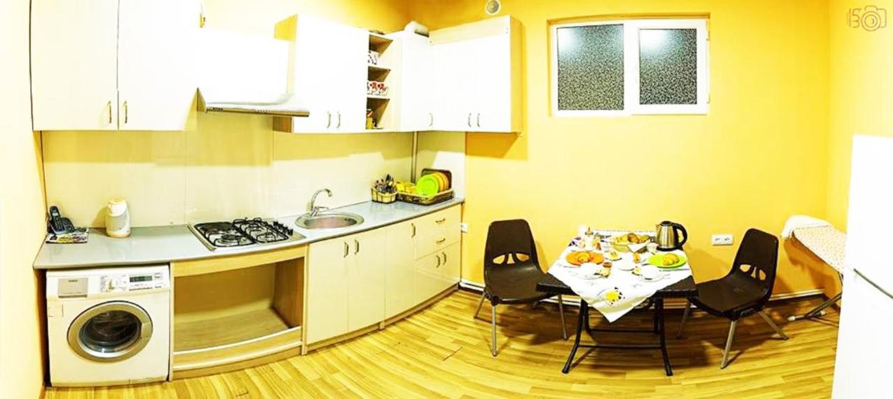 Фото Domino Hostel