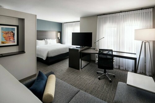 Гостиница Residence Inn by Marriott Milwaukee Brookfield at Poplar Creek в Нью-Берлине