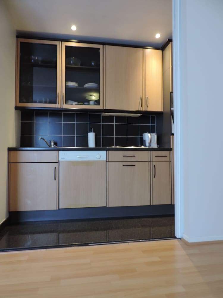 Фото Appart Hotel Georges Henri