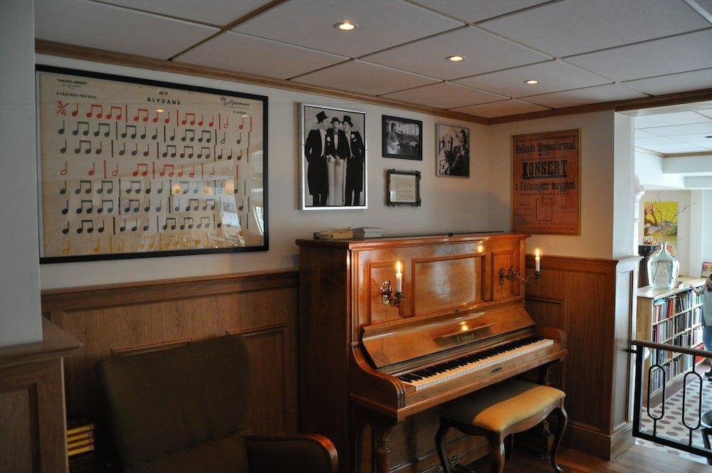 Фото Hotell Gästis