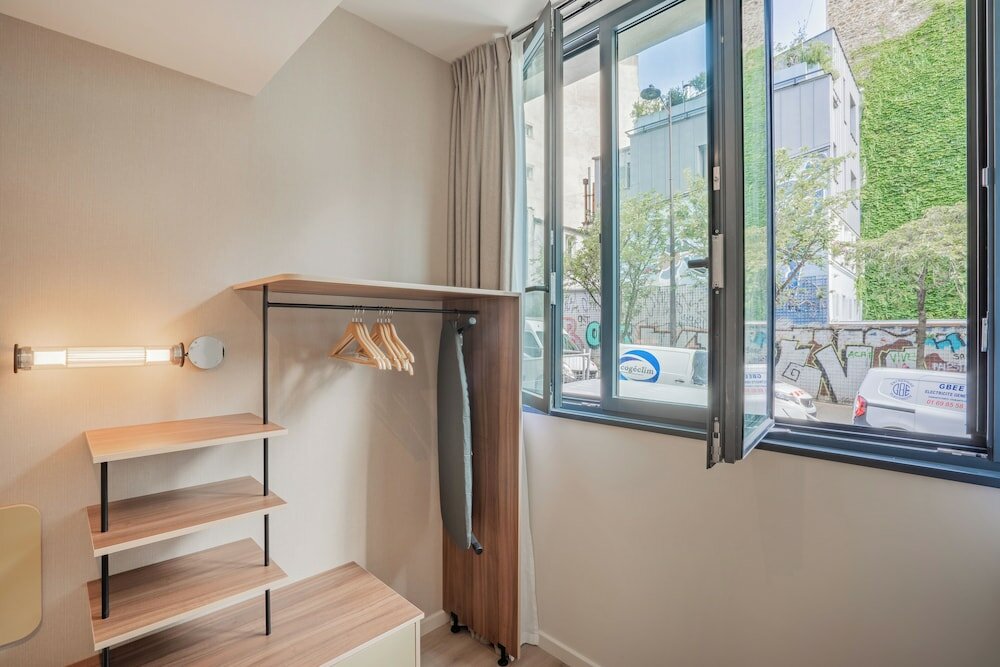 Фото Yuna Montmartre - ApartHotel