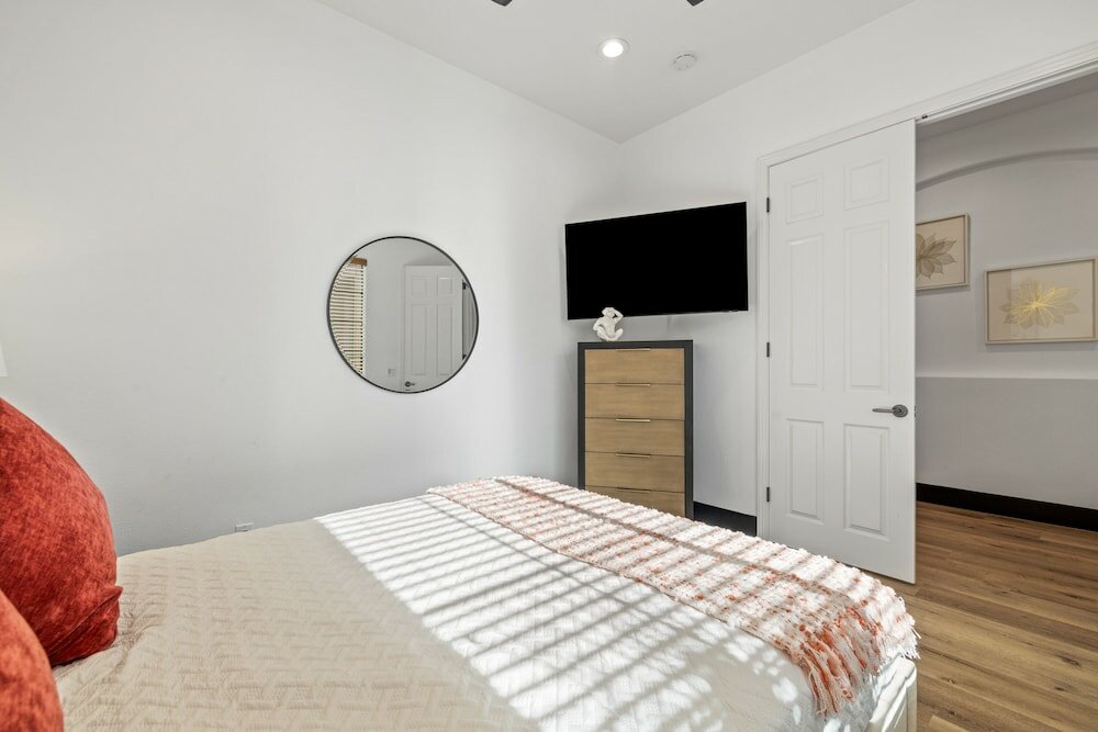 Фото Super Mario Hideout Desert Dream