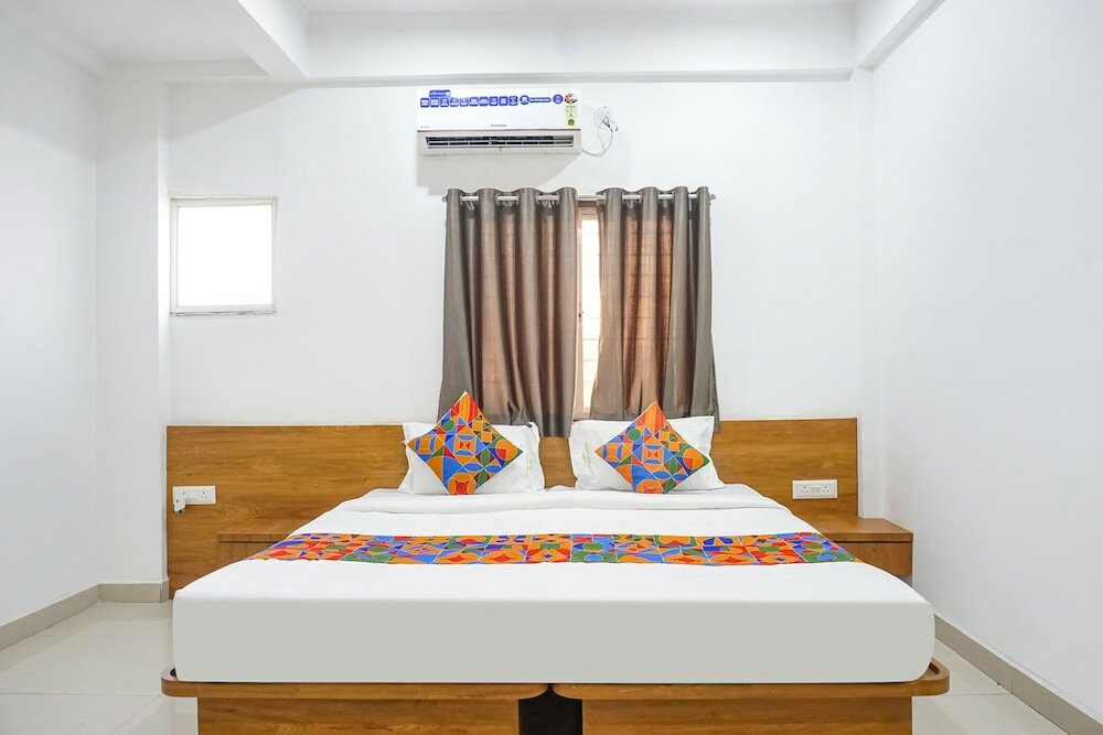 Фото Fabhotel White House