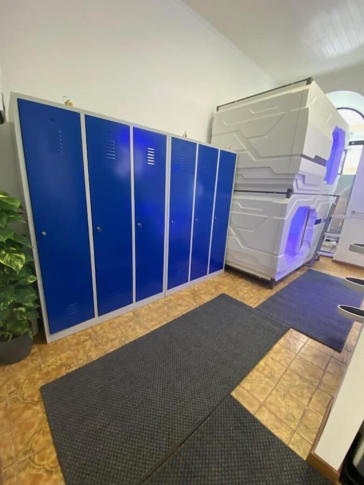 Фото Space Home Apartments Central Station