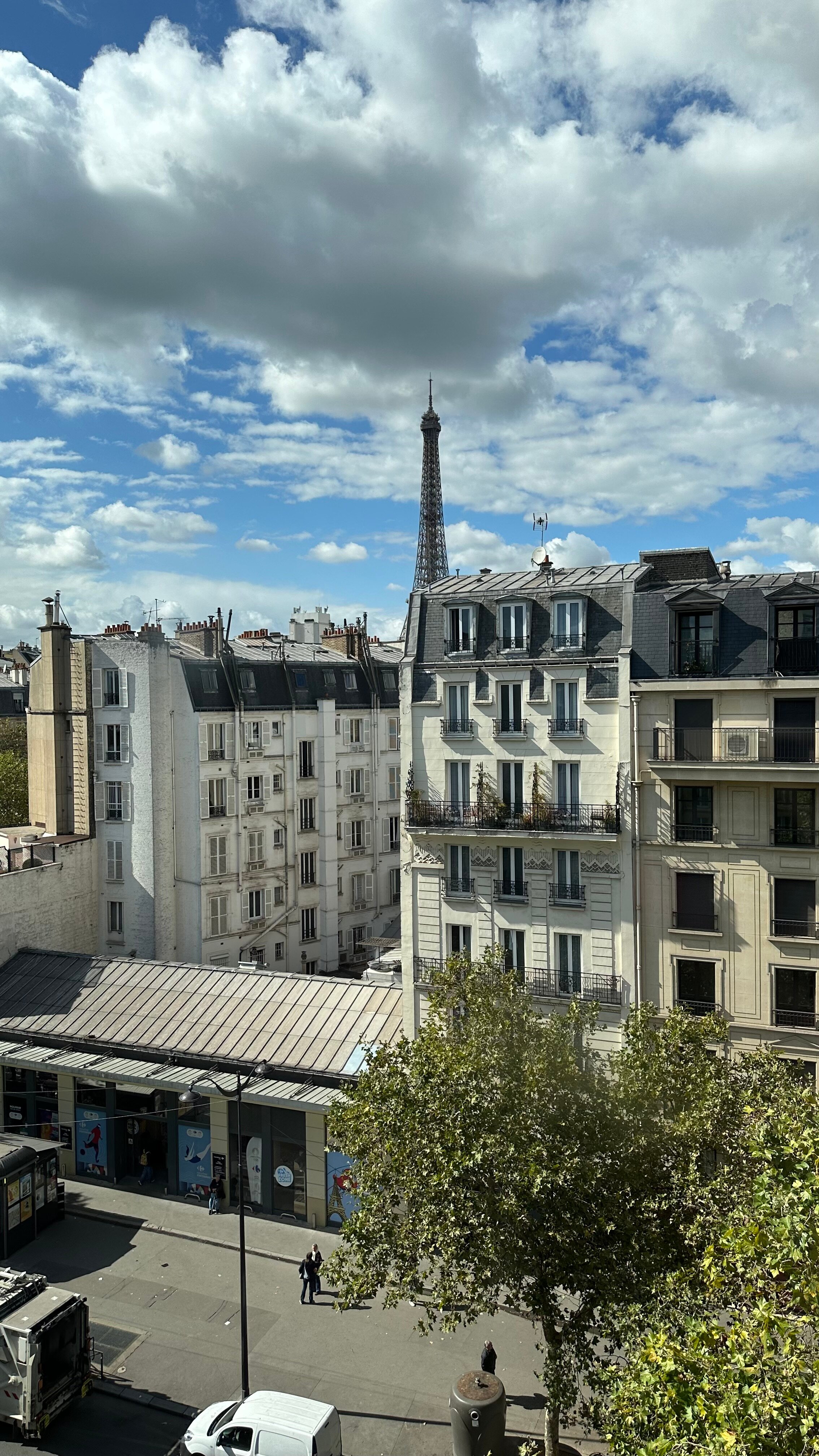 Фото Hôtel Le Walt Paris