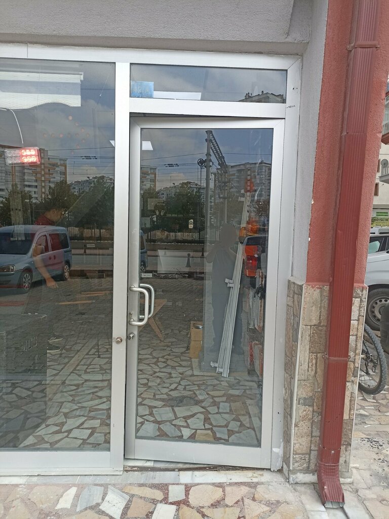 Electronic devices and components Emergen Electronics, Konya, photo