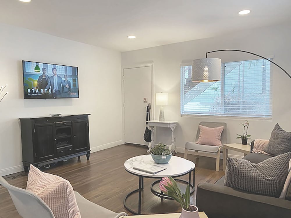 Фото Malibu Beach Paradise Apartments