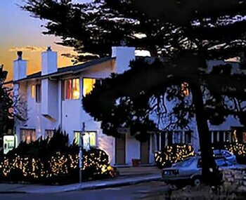 Фото Carmel Wayfarer Inn