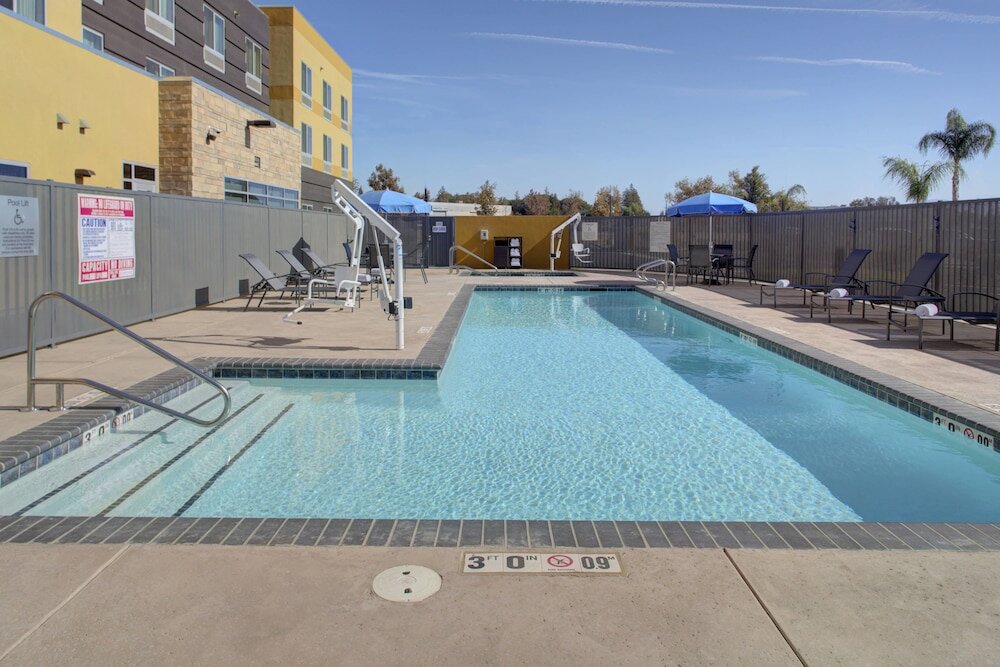 Фото Fairfield Inn & Suites by Marriott Bakersfield North/Airport