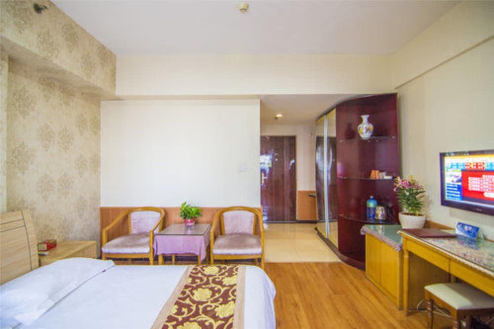 Фото Xian Golden Tree Business Hotel