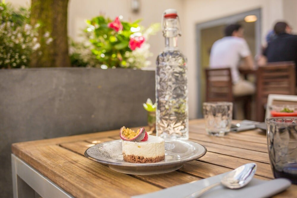 Фото Courtyard by Marriott Paris Arcueil