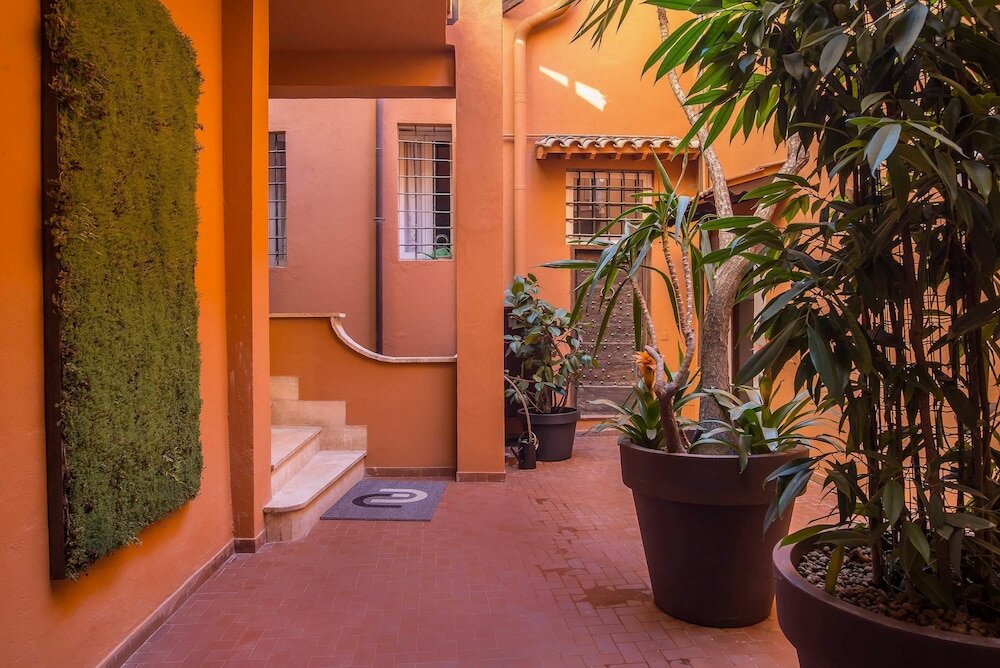 Фото Navona Essence Hotel