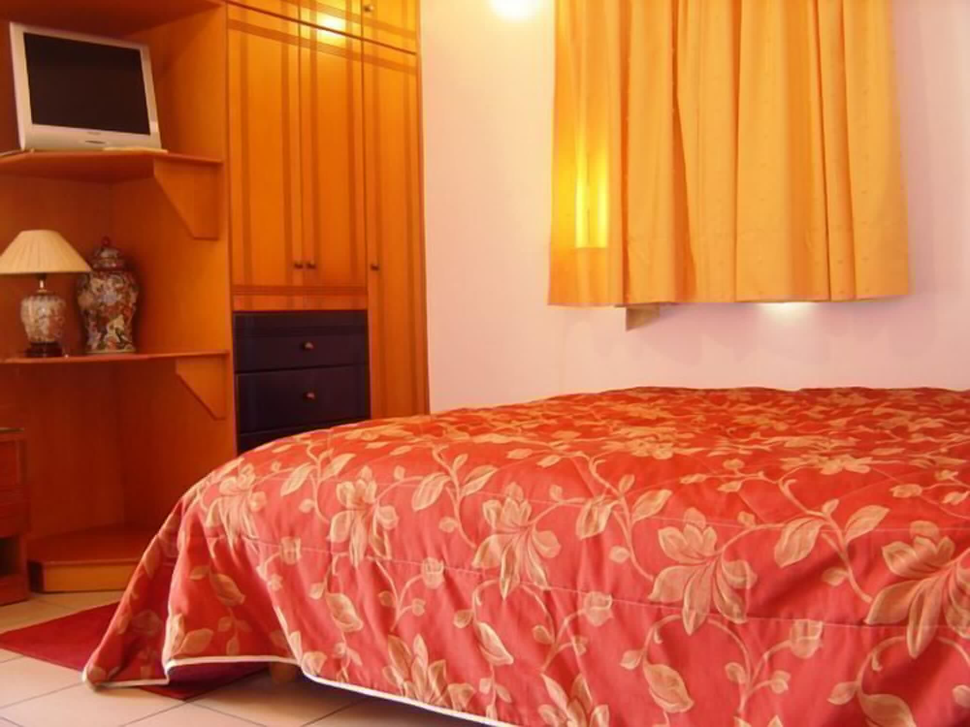 Фото Kalimera Hotel - Apartments