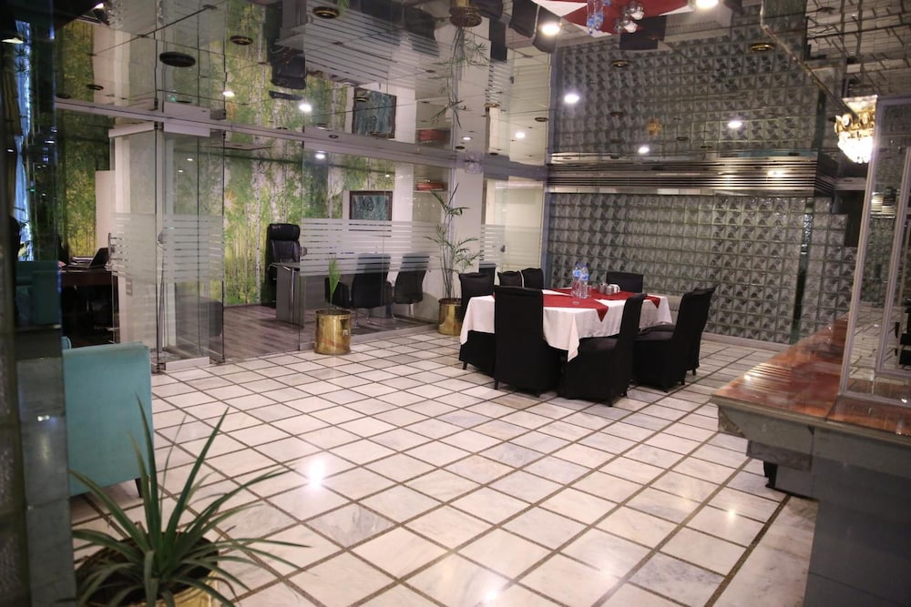 Фото Hotel de Papae