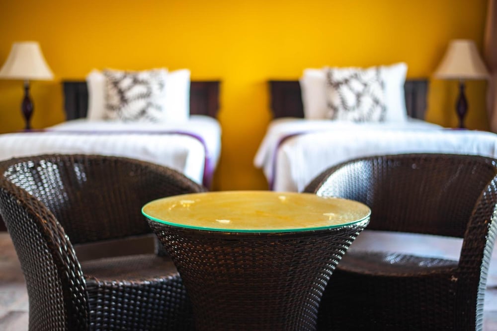 Фото Kamala Beachfront Apartment