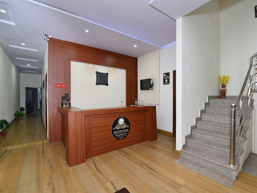 Фото The Century Plaza Hotel
