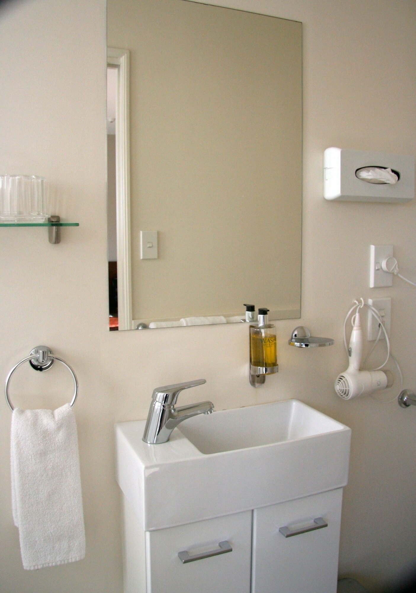 Фото Sherborne Motor Lodge