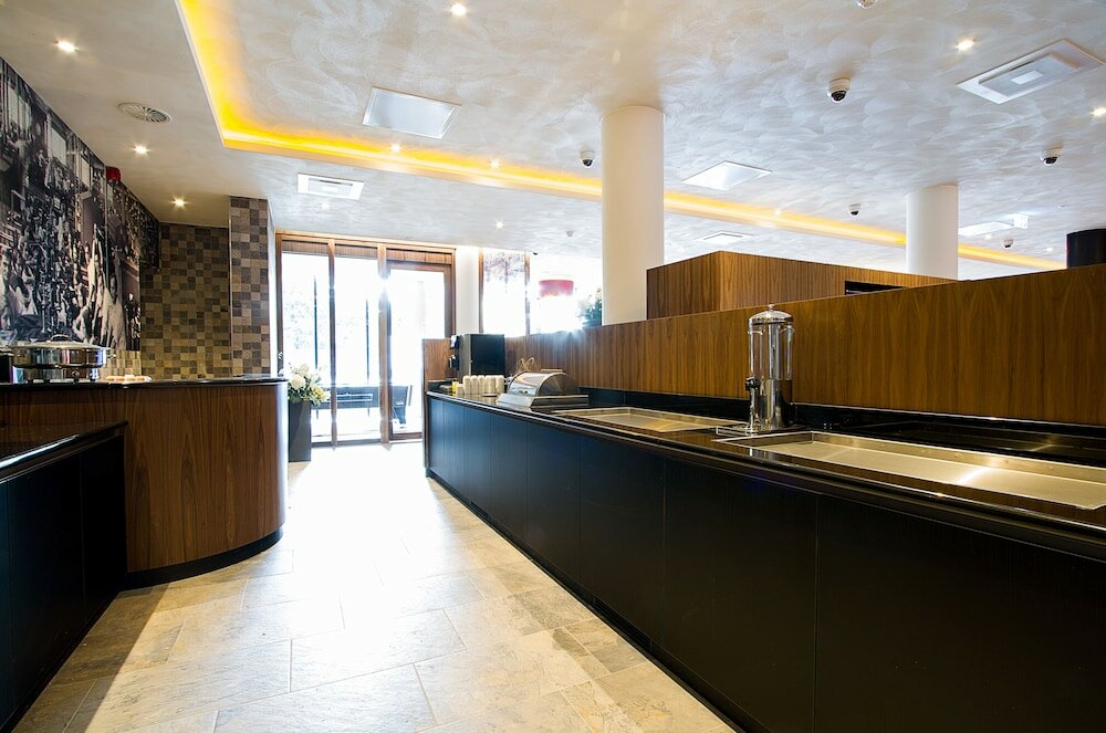 Фото Bastion Hotel Eindhoven Waalre