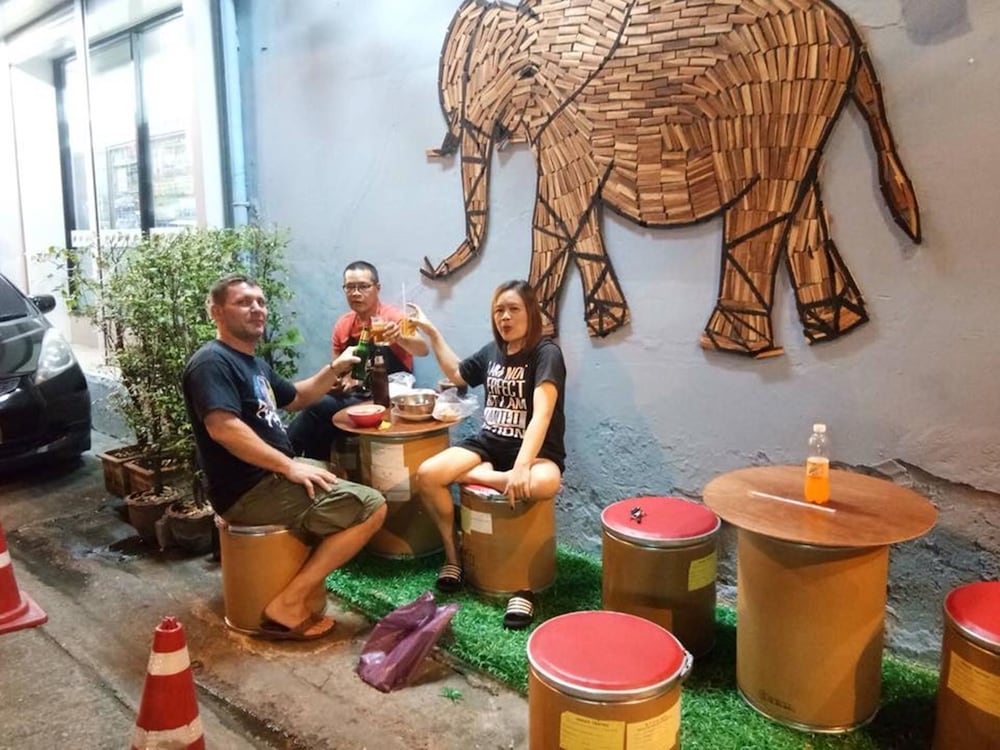 Фото Zee Thai Hostel